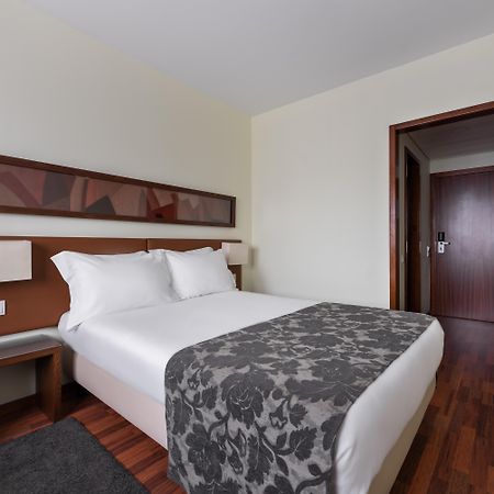 Exe Praia Golfe Espinho  Exteriör bild