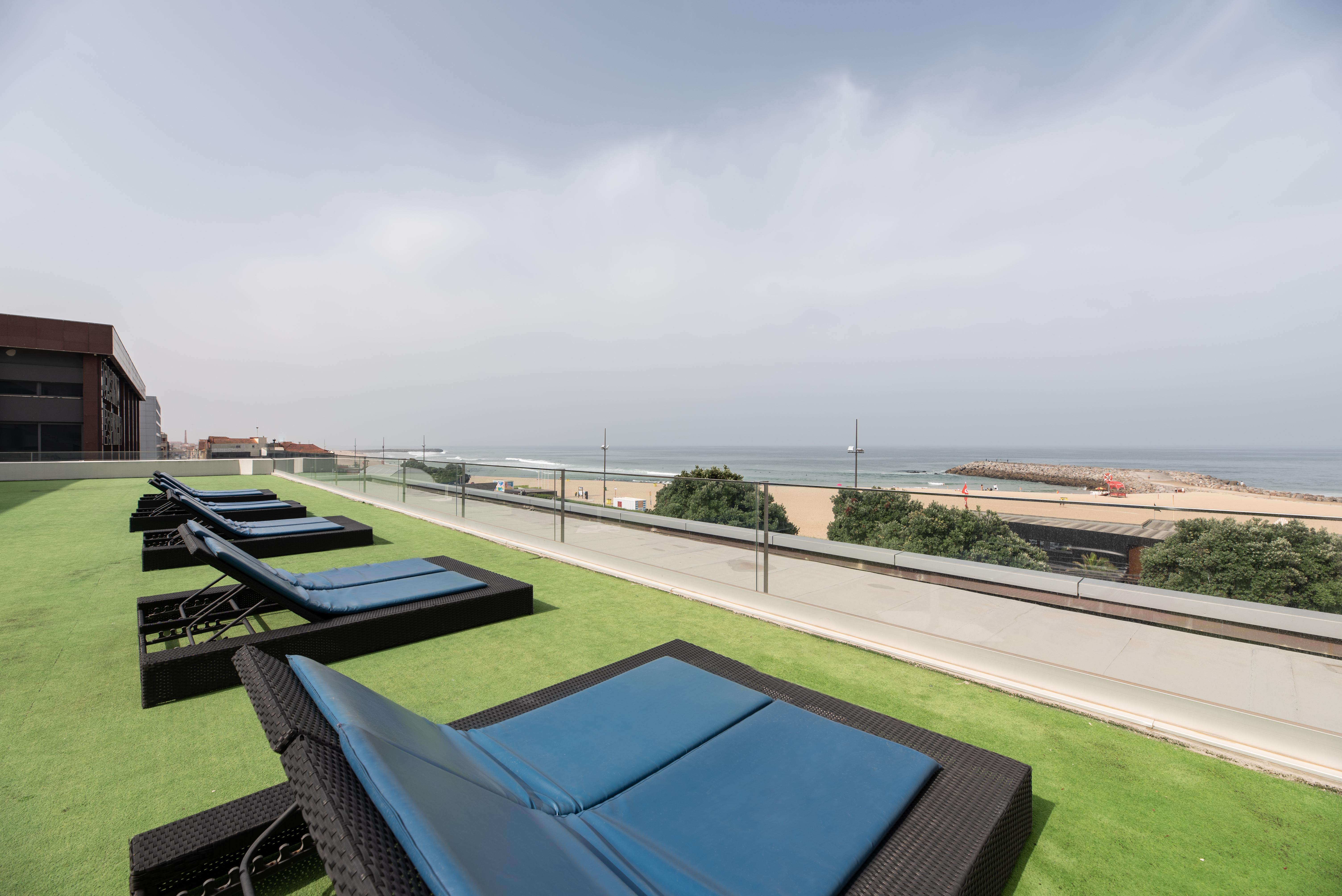 Exe Praia Golfe Espinho  Exteriör bild