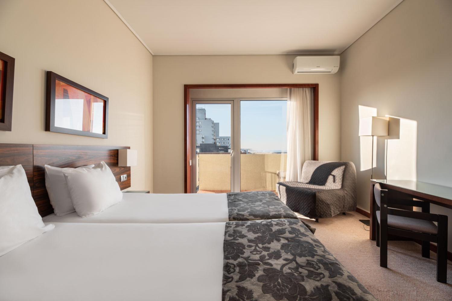 Exe Praia Golfe Espinho  Exteriör bild