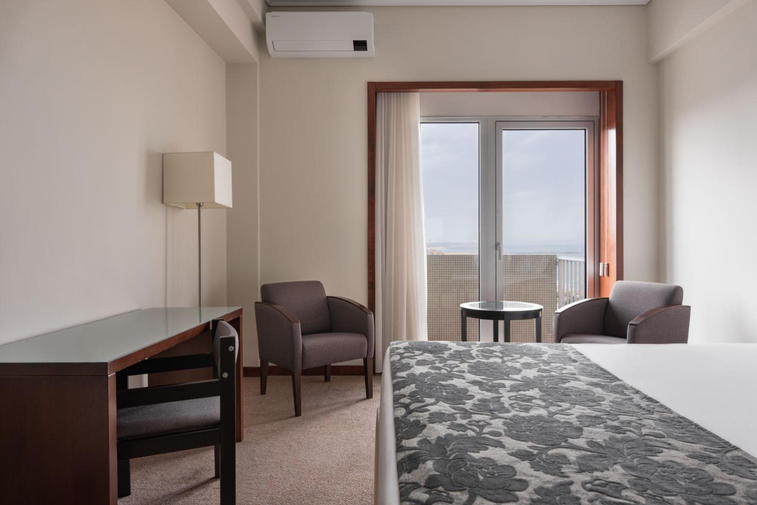Exe Praia Golfe Espinho  Exteriör bild