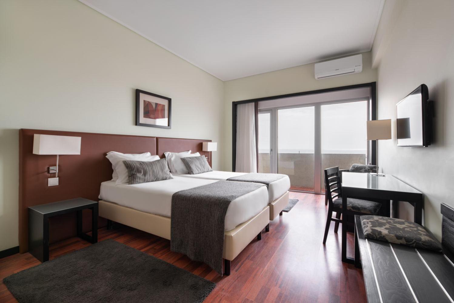 Exe Praia Golfe Espinho  Exteriör bild