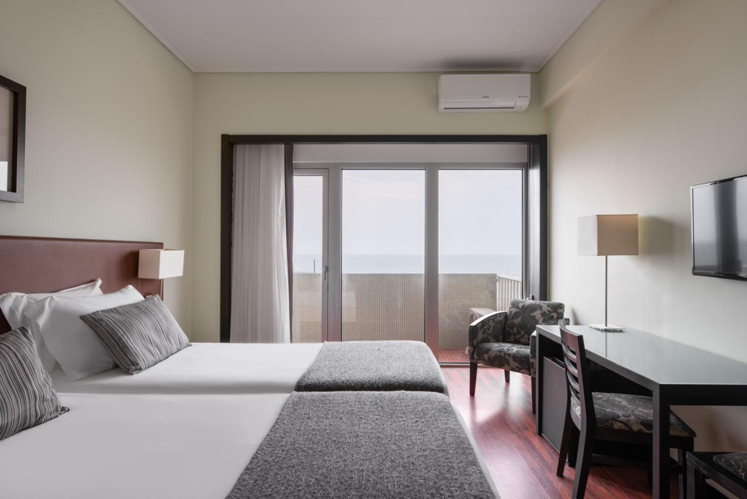 Exe Praia Golfe Espinho  Exteriör bild