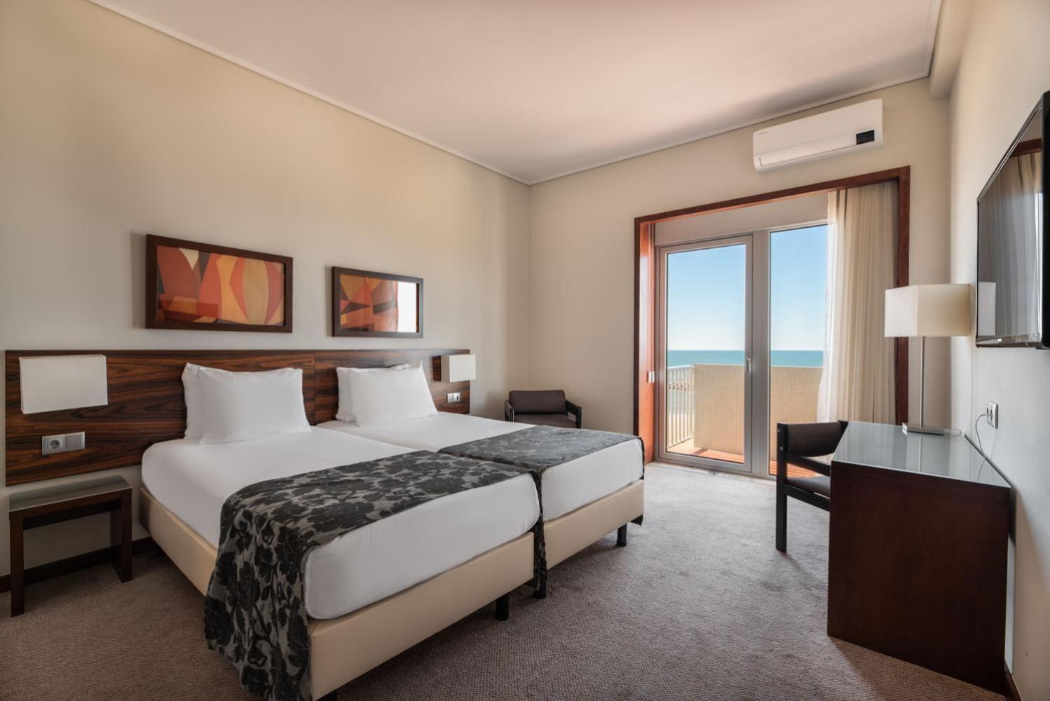 Exe Praia Golfe Espinho  Exteriör bild